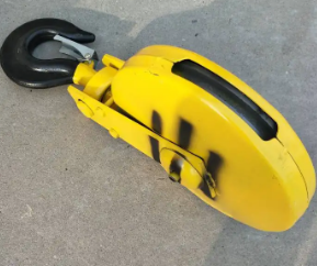 鋼絲繩電動(dòng)葫蘆吊鉤的特點(diǎn)和缺點(diǎn)